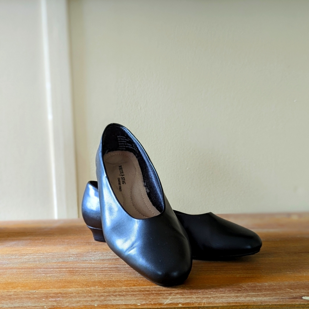 Black Almond Toe Pumps